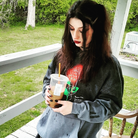 Meet your Posher, Annaleece - Picture 1 of 1